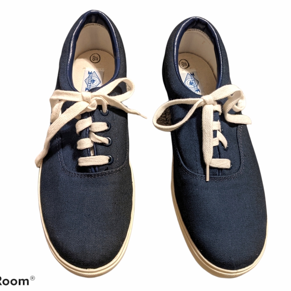 Trader bay navy blue canvas shoes